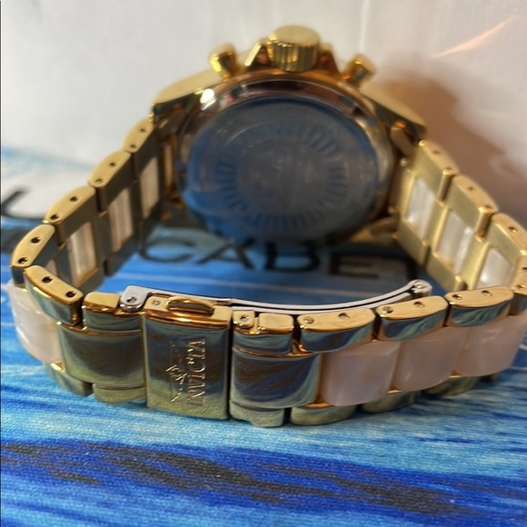 Invicta Woman’s Watch Mother of Pearl - Picture 7 of 15